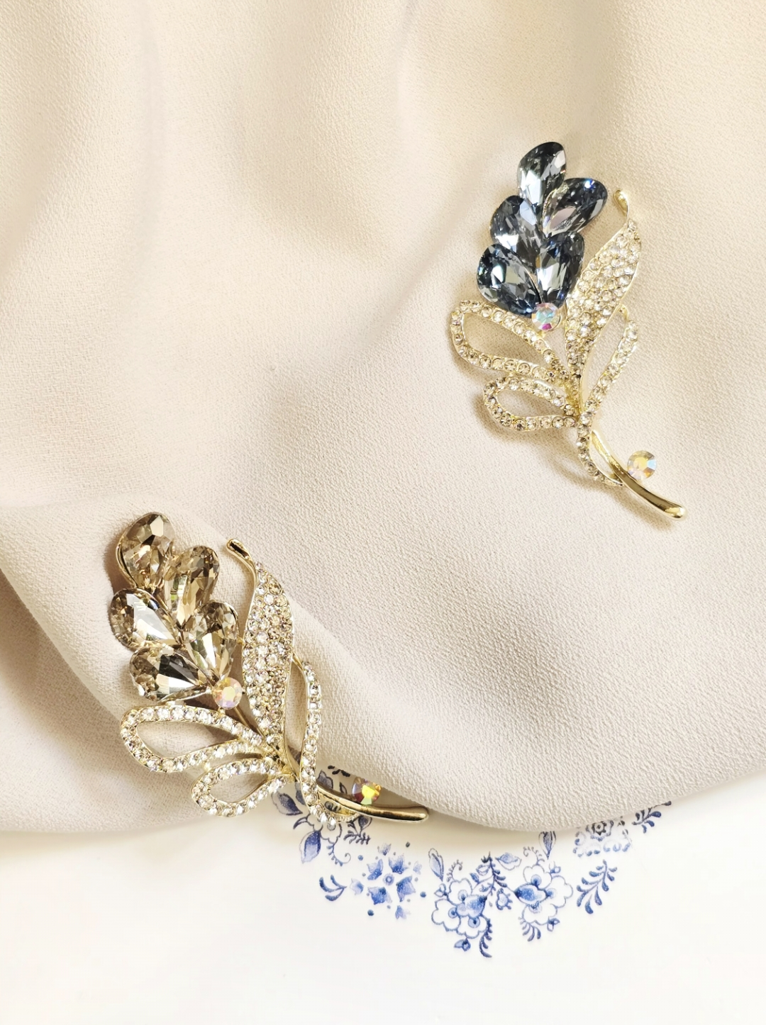 گل‌سینه نگین رنگی