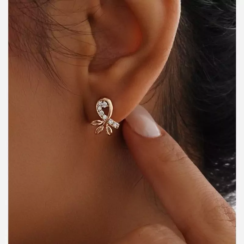 گوشواره میخی گلبرگ